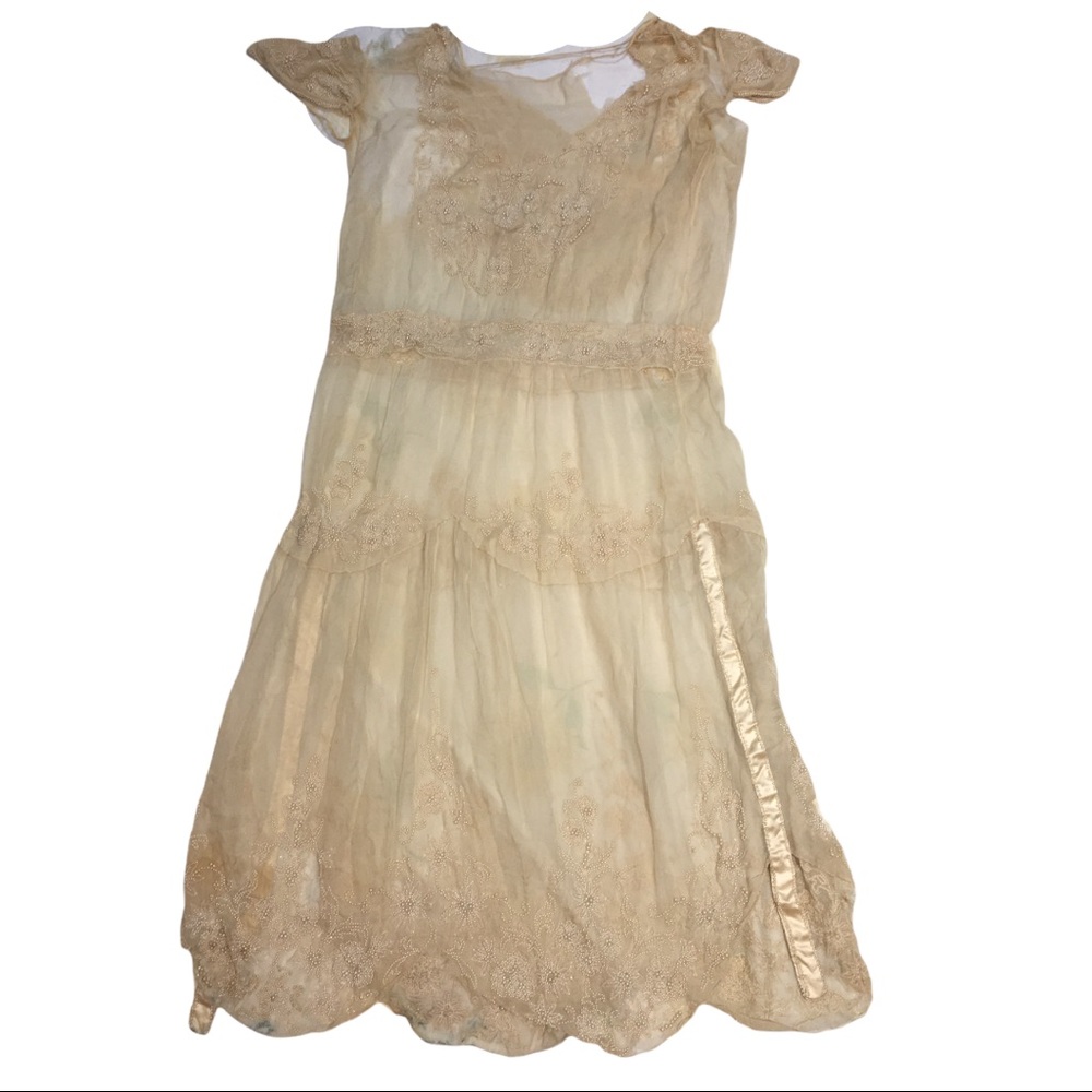 Vintage 1920s chiffon beaded flapper dress
